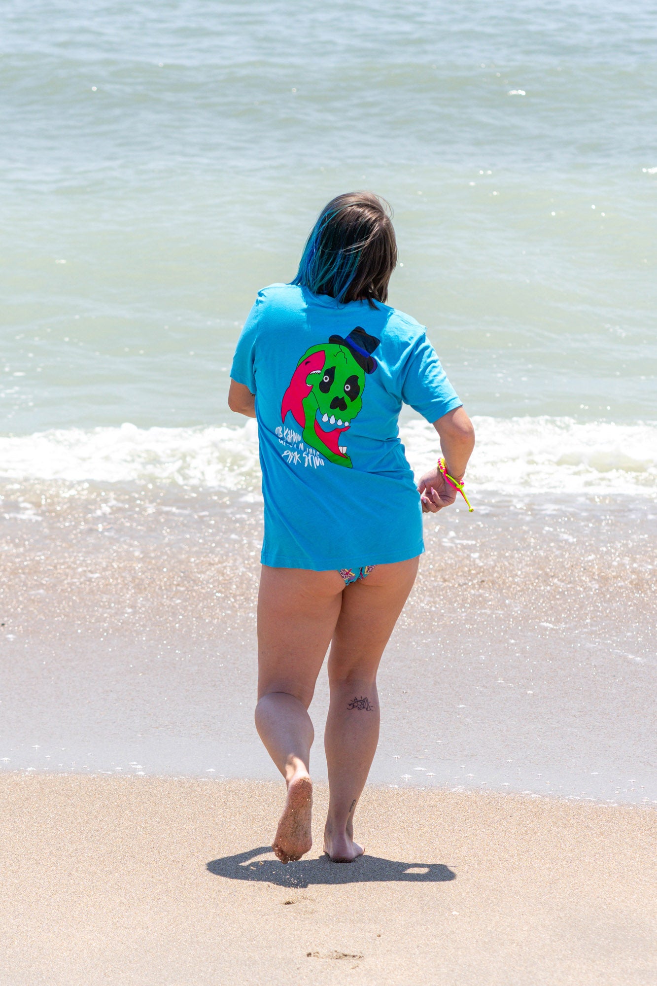 Green Skulls Pink Shark Top Hat design