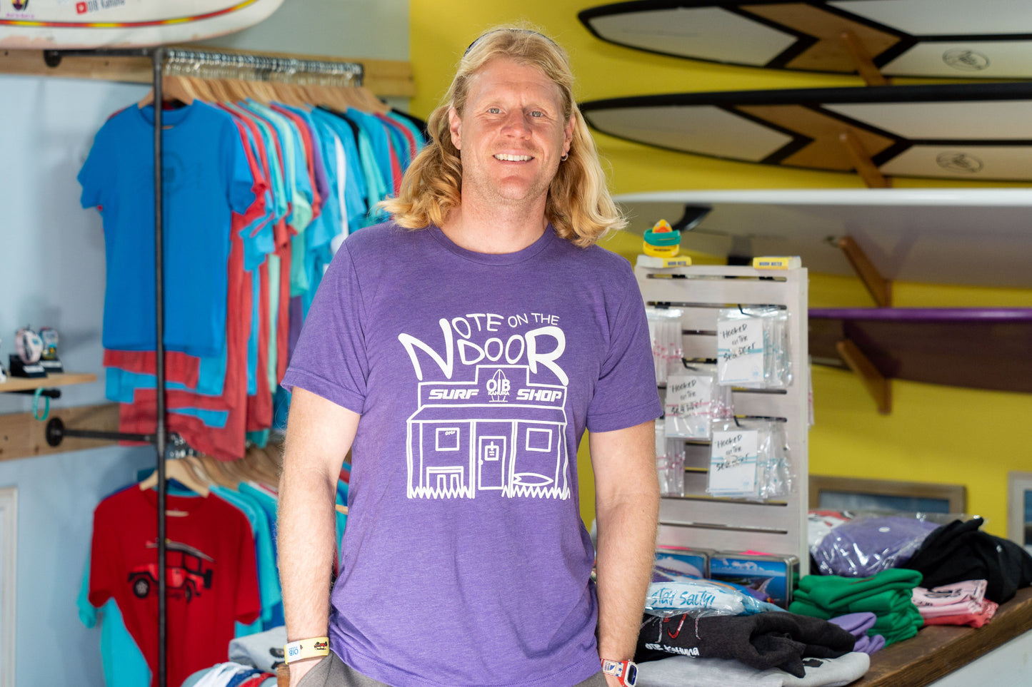 Note on the Door Surf Shop - Tee