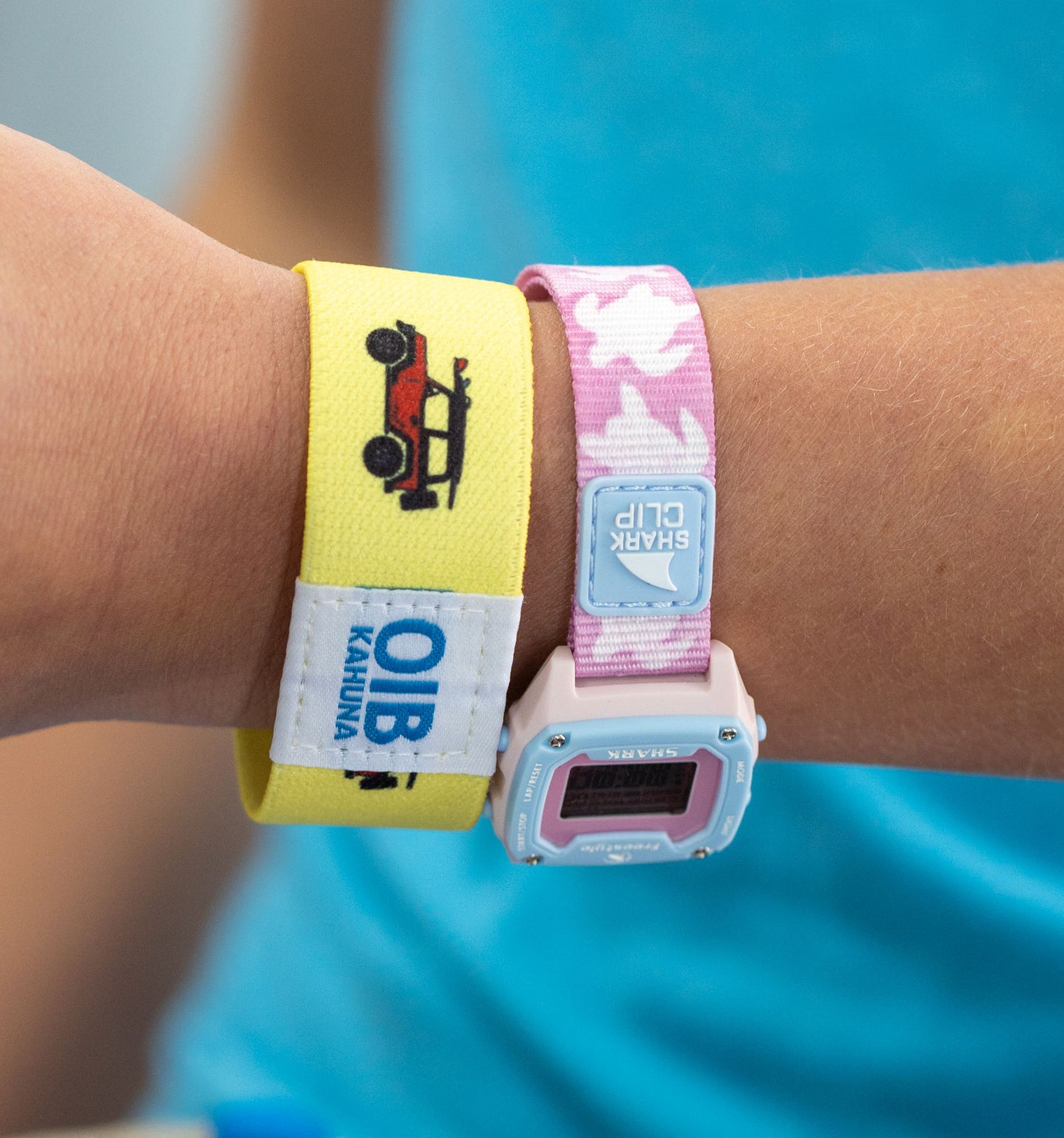 Bracelet - Wide elastic bracelet