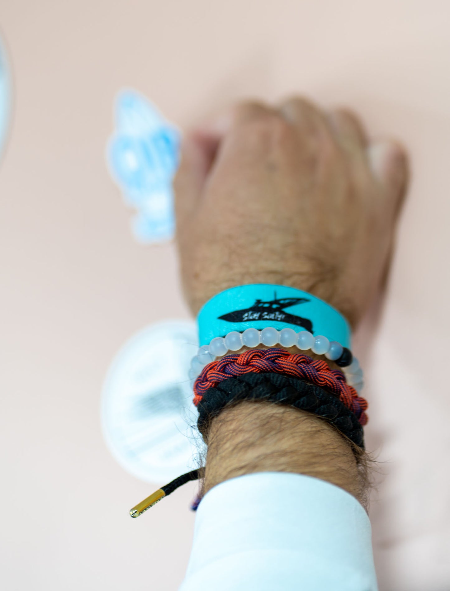 Bracelet - Wide elastic bracelet