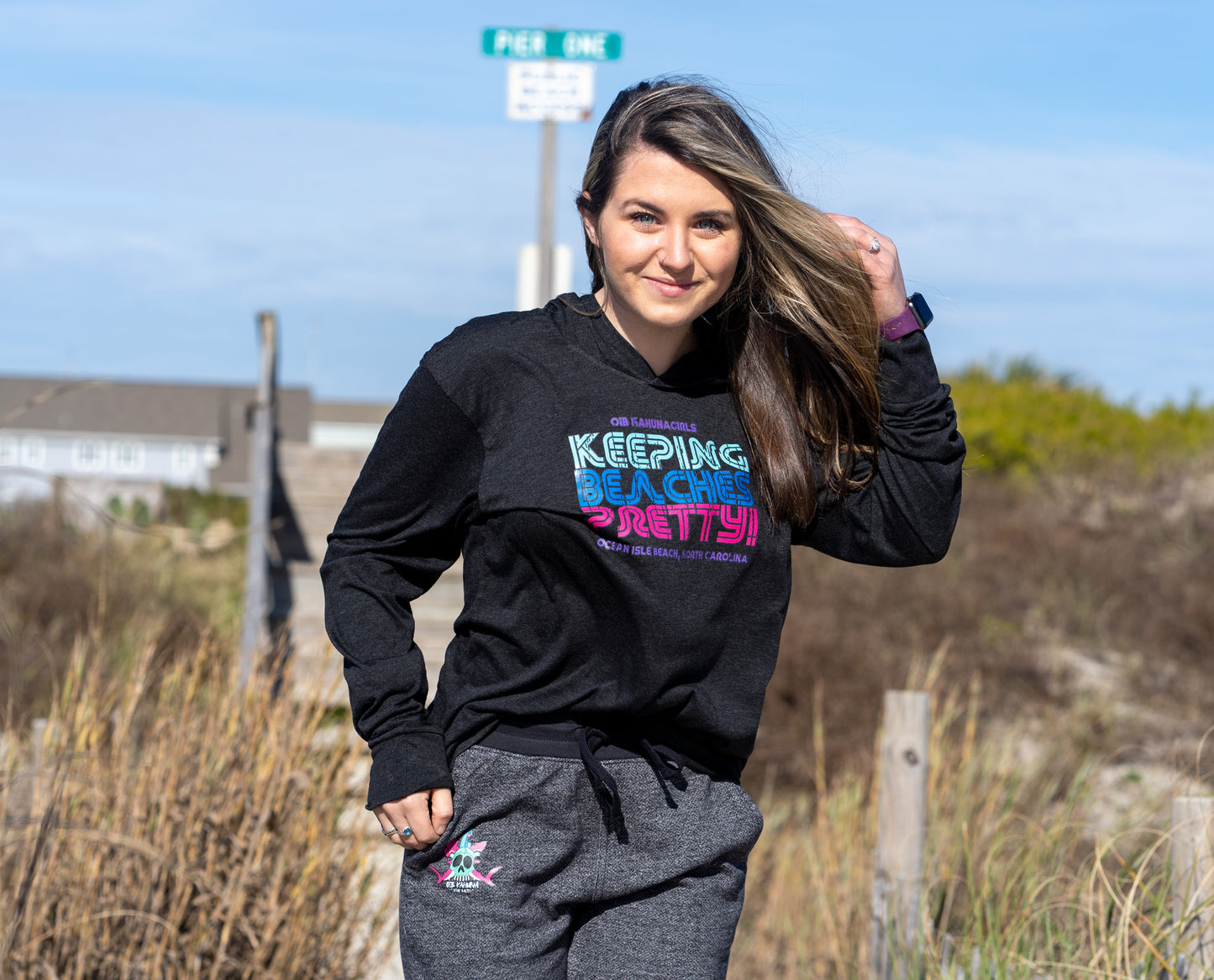 KahunaGirls "Keeping beaches pretty!"  - Thin KA-Hoodie