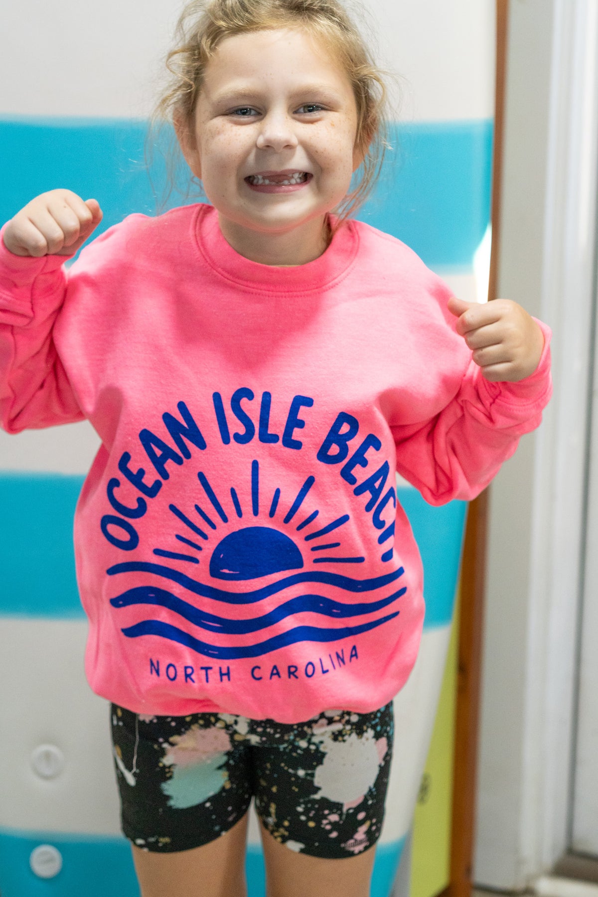 Ocean Isle Beach Sunrise Youth Sweatshirt – Pink & Sport Grey