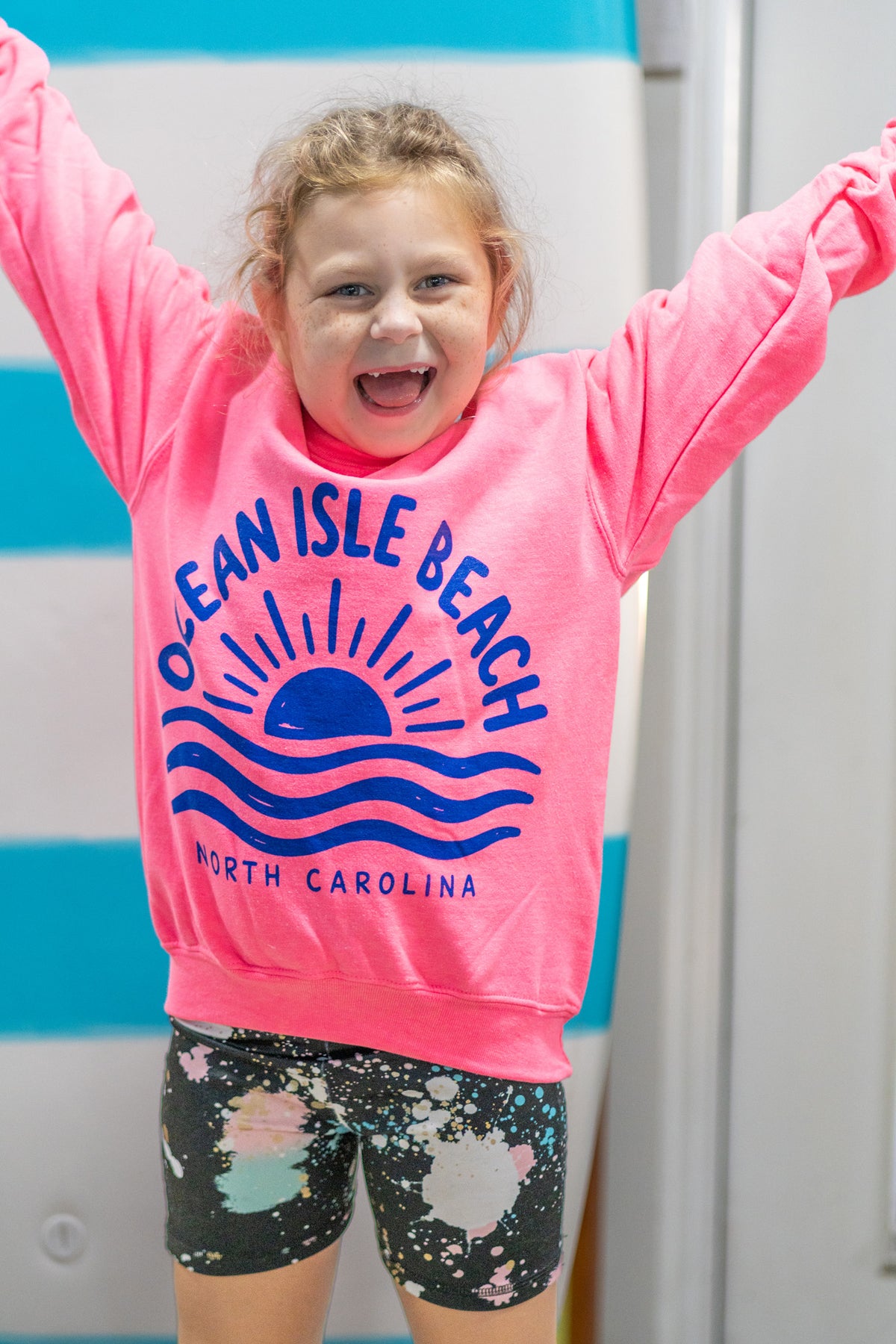 Ocean Isle Beach Sunrise Youth Sweatshirt – Pink & Sport Grey